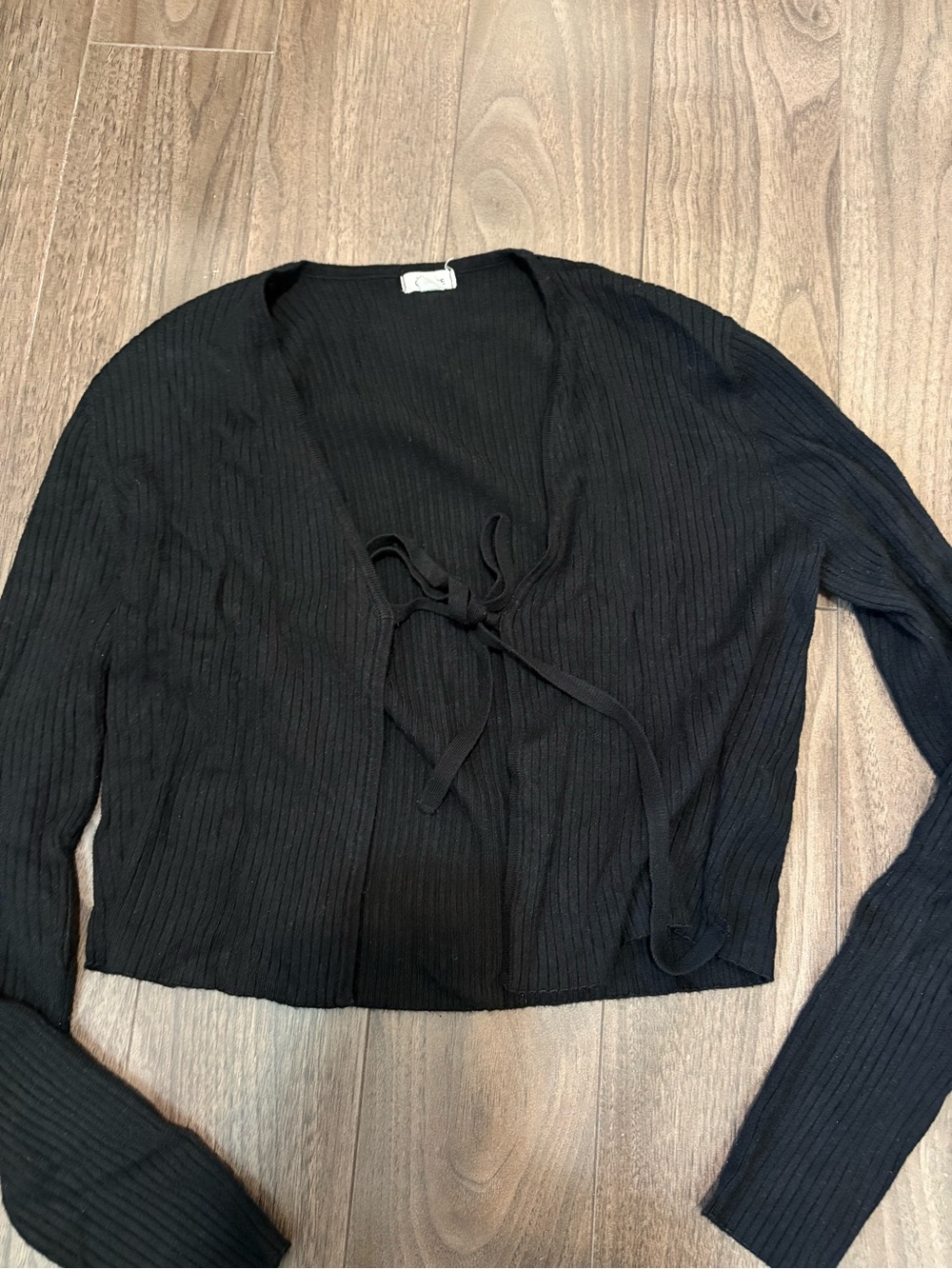 Black Ribbed Tie-Front Long Sleeve Top - Picture 3 of 6